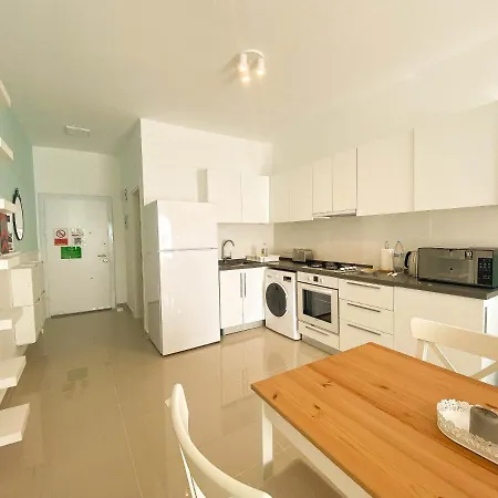Modern Studio Sea View In Caesar & Spa, Long Appartamento